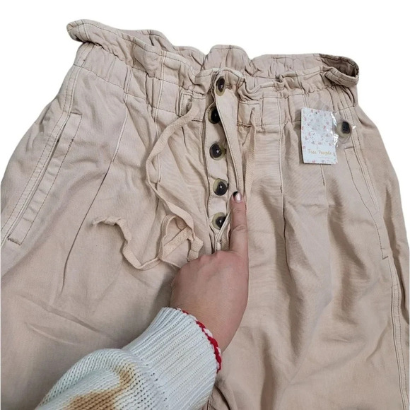 Free People Margate Pleated Trousers in Misty Rose - Picture 6 of 11